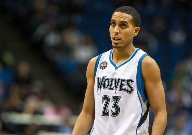 快船31分惨败！布朗50+5创纪录，小卡22+3怀特爆发，哈登18+3全队最低