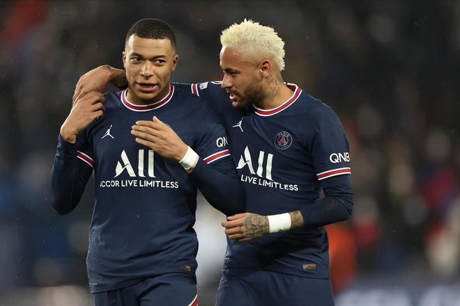 要知道掘金背靠背加让了一套轮换，就这76人都没能赢比赛？