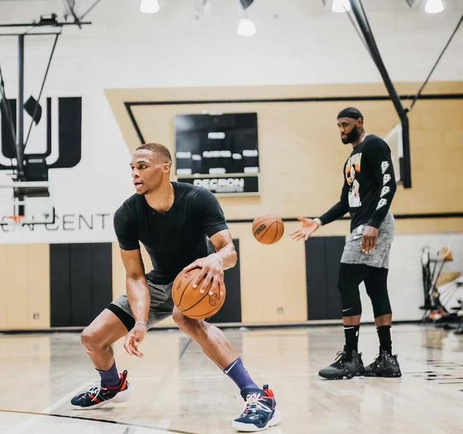 这个小区封神了，缔造了两个KPL王朝：没有大帅花海就没有eStar和AG王朝