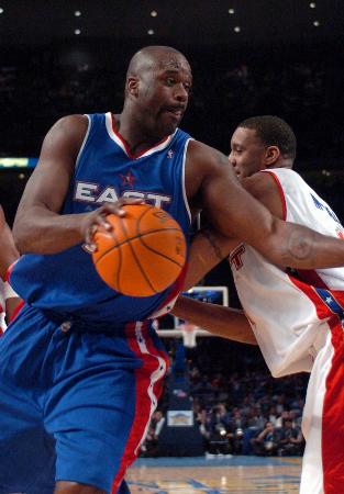 利物浦主场保持不败