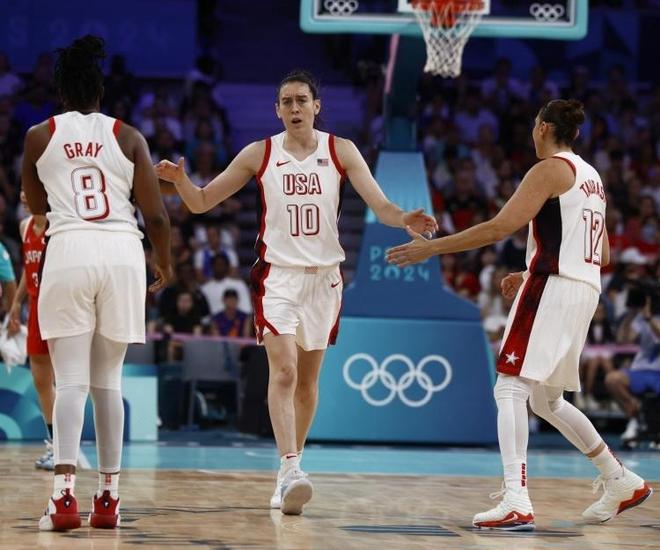 纽约大都会正式公布 2026 赛季“蓝金配色”特别款球衣，纪念大都会建队 60 余载荣誉