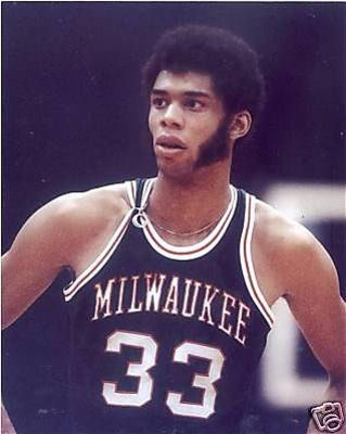 独行侠官方发布2025十佳球！双核联手上演统治级表现燃炸全场