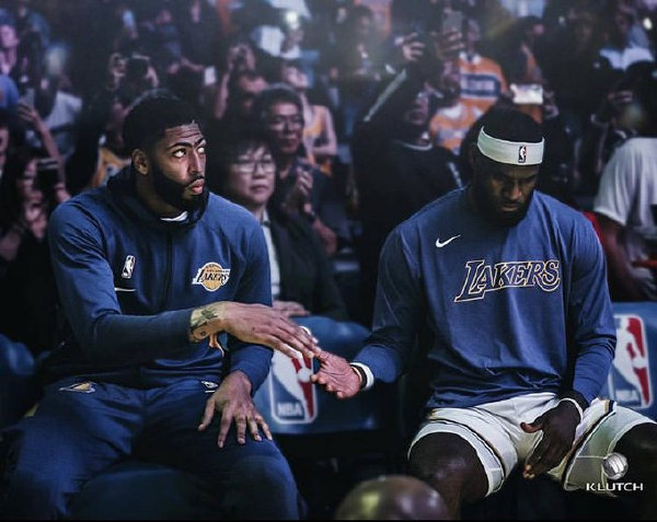 曼城封闭热身赛1-0击败普雷斯顿，里科-刘易斯打入制胜球