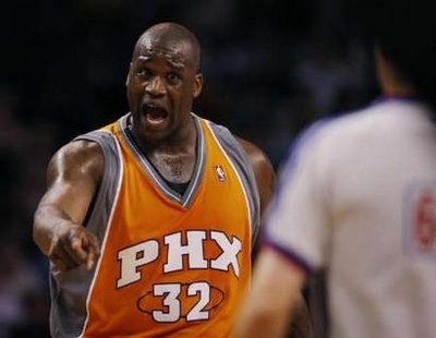 杨瀚森拼抢地板球时后脑勺受到撞击，本人回应：问题不大，谢谢大家关心